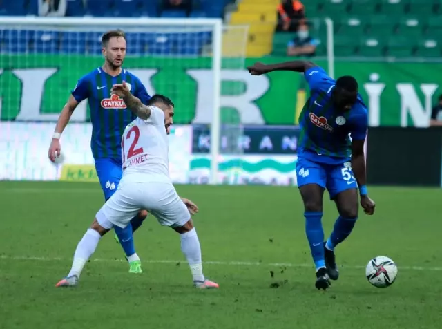 Süper Lig: Çaykur Rizespor: 0 - A. Hatayspor: 0 (İlk yarı)