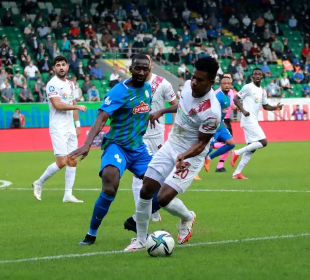 Süper Lig: Çaykur Rizespor: 0 - A. Hatayspor: 0 (İlk yarı)