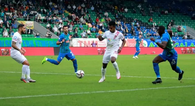 Süper Lig: Çaykur Rizespor: 0 - A. Hatayspor: 0 (İlk yarı)