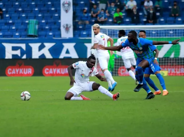 Süper Lig: Çaykur Rizespor: 0 - A. Hatayspor: 0 (İlk yarı)