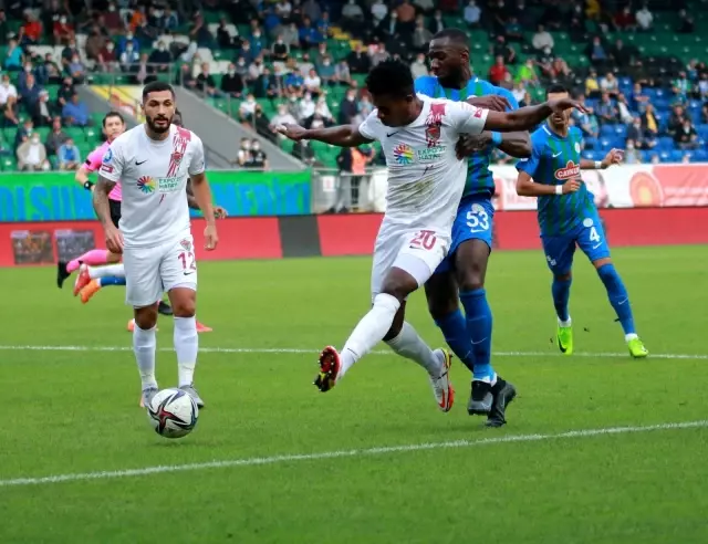Süper Lig: Çaykur Rizespor: 0 - A. Hatayspor: 0 (İlk yarı)