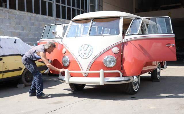 1964 model minibüse 350 bin lira masraf yaptı! Son halini görenler gözlerine inanamıyor