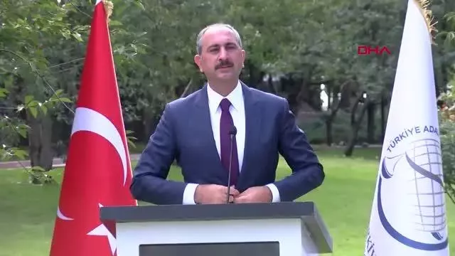 Bakan Gül: Gözünüz bağlı, teraziniz şaşmaz olsun