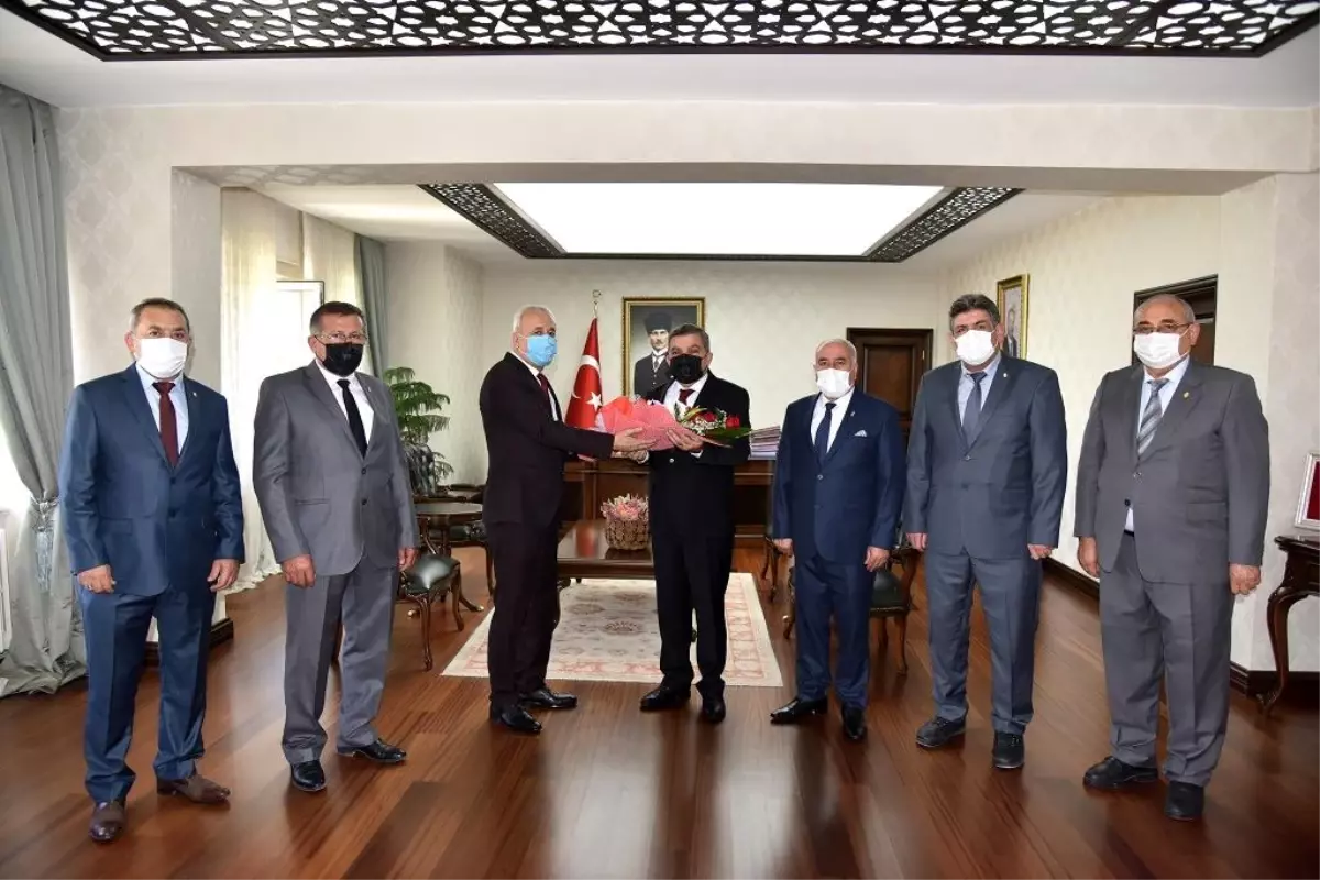 Ahilik Teşkilatından Vali Işık'a Ziyaret
