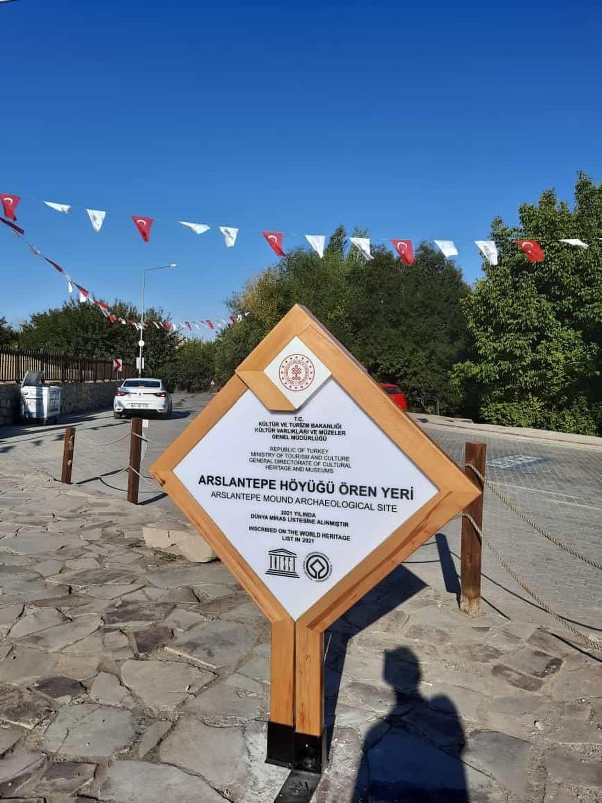 Arslantepe'ye yeni tabela