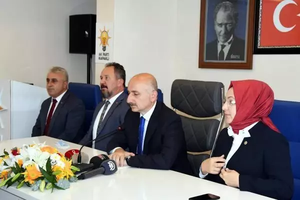 Bakan Karaismailoğlu, AK Parti Kapaklı İlçe Başkanlığında konuştu