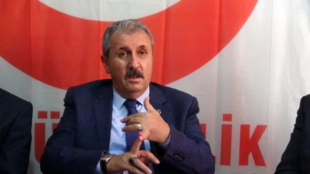 BBP Genel Lideri Destici: "CHP ve UYGUN Parti darbe anayasasının değiştirilmesine yanaşmıyor"