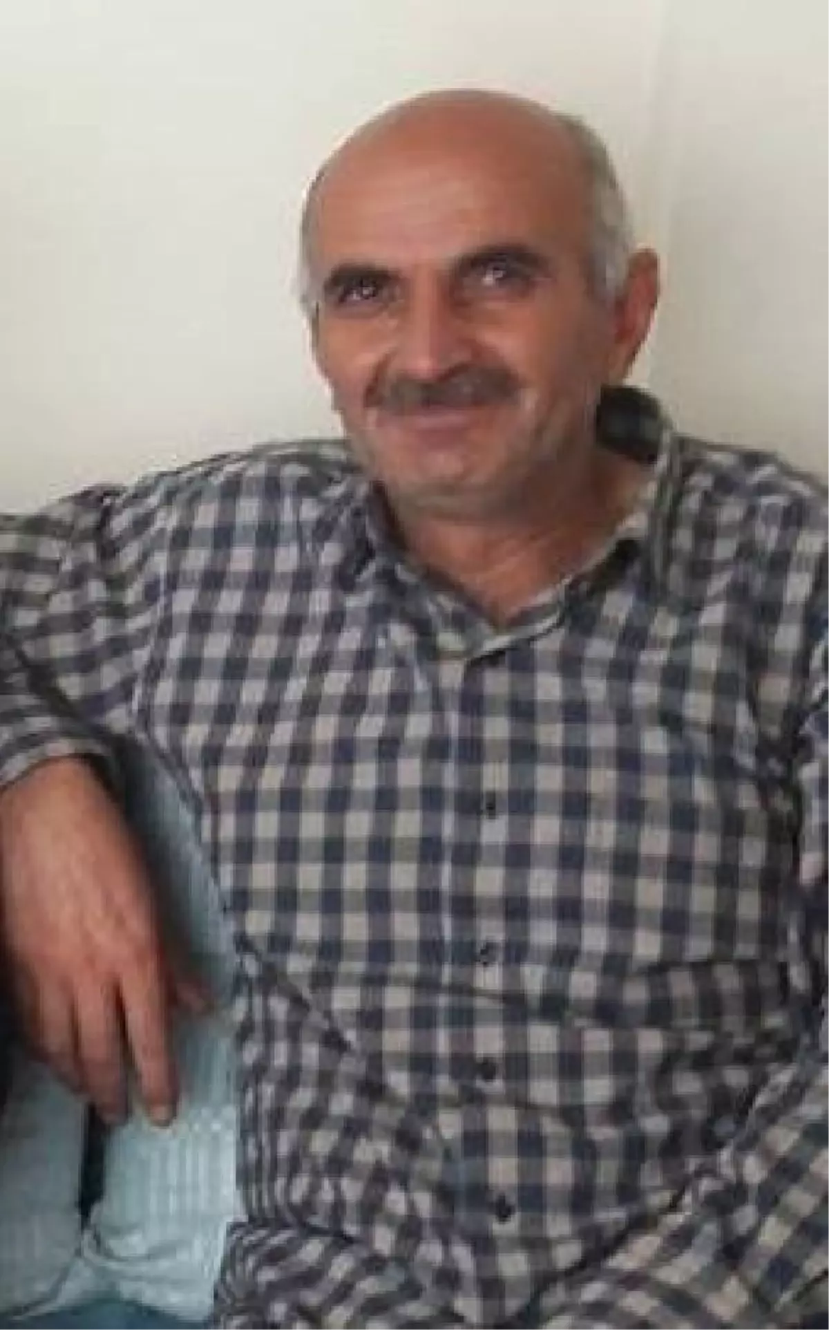 Dorse ile aracının arasında sıkışan TIR sürücüsü öldü