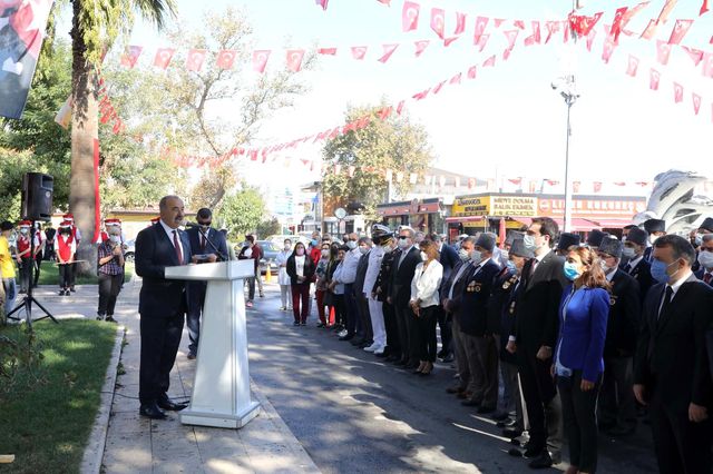 Genco Erkal, Kurtuluş Gününde Ahmed Arif şiirleriyle Mudanya'daydı