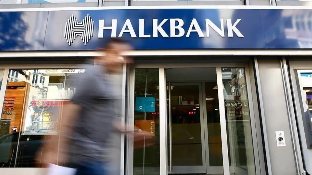 Halkbank kaçta kapanıyor? Halkbank saat kaça kadar açık? Halkbank açılış kapanış çalışma saatleri