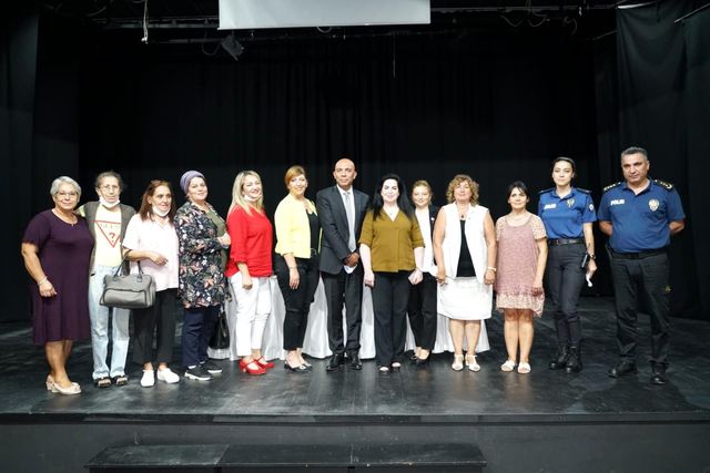 İl Emniyet Müdürü Mehmet Şahne muhtarlarla bir araya geldi