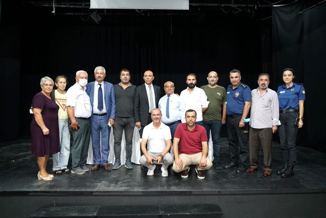 İl Emniyet Müdürü Mehmet Şahne muhtarlarla bir araya geldi