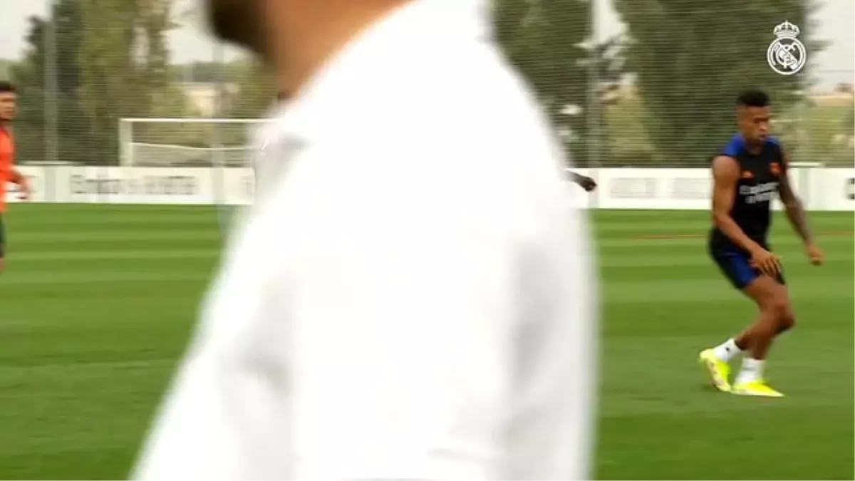 Real Madrid Şampiyonlar Ligi'nde Sezonu Açmaya Hazırlanıyor