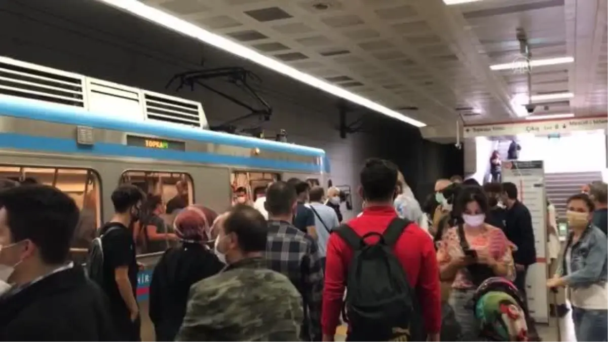 Topkapı-Mescidi Selam tramvay hattındaki bazı duraklara sefer yapılmaması tepki çekti