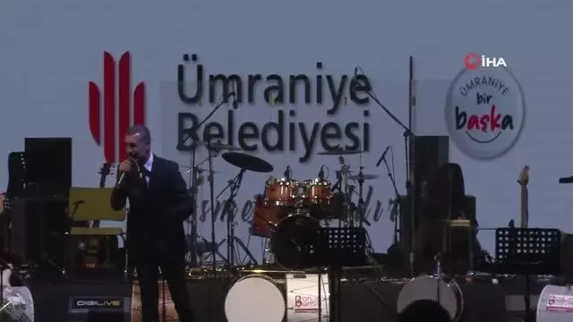 Ümraniye'de Yaz Şenliği Hande Yener ve Demet Akalın konserleryle son buldu