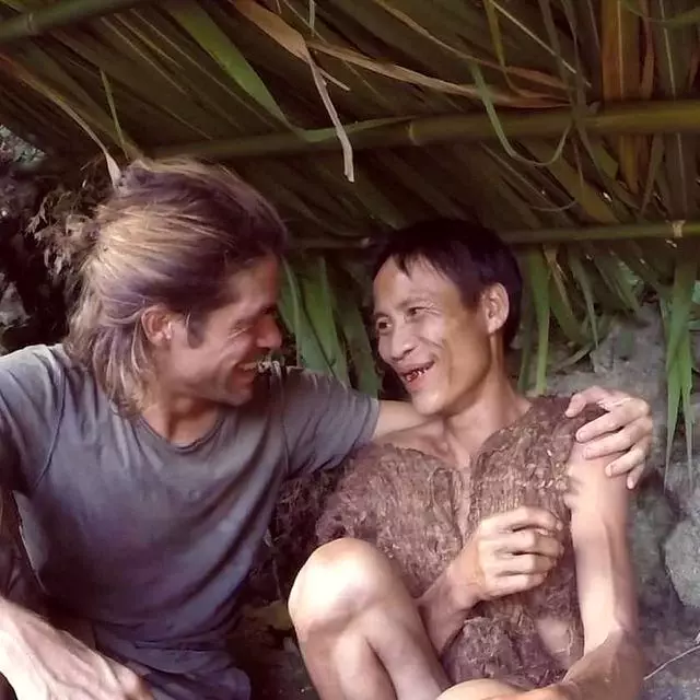 40 yıldır ormanlarda yaşayan Gerçek Tarzan modern hayata döndükten sonra kanserden öldü