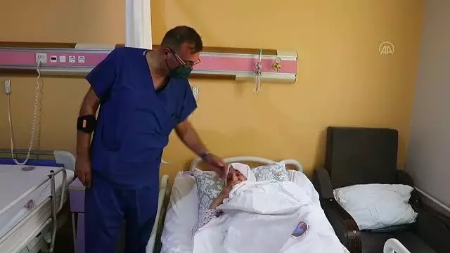 14 saatlik ameliyatla hastanın beynindeki tümör çıkarıldı