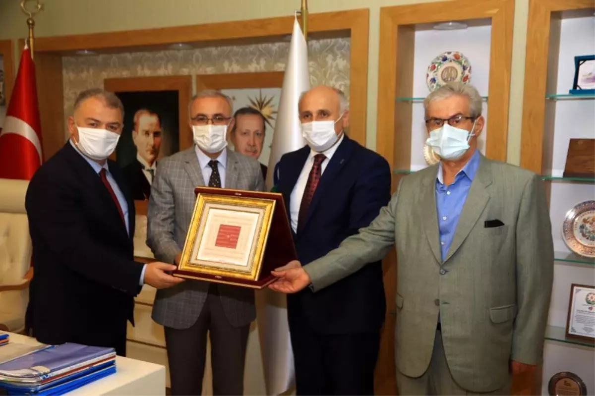 Ahilik Haftası Dolayısıyla Esnaf ve Sanatkârlar Odaları Birliği Rektörümüzü Ziyaret Etti