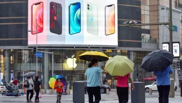 Apple'dan, cihazların hiçbir linkte tıklamadan hacklenmesine karşı güncelleme