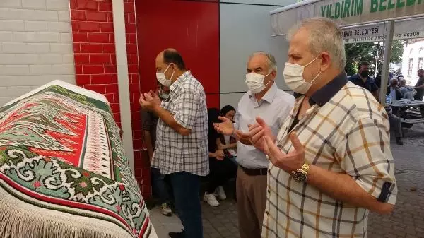 BURSA'NIN KARAGÖZ'Ü, SON YOLCULUĞUNA UĞURLANDI