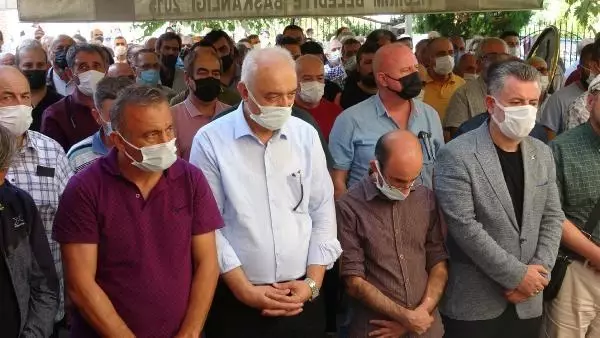 BURSA'NIN KARAGÖZ'Ü, SON YOLCULUĞUNA UĞURLANDI
