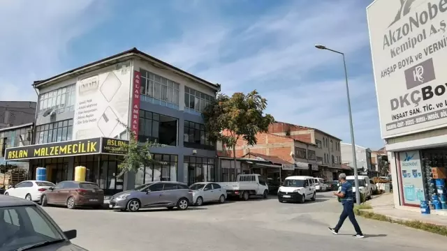 Çatıdan düşen işçi ağır yaralandı