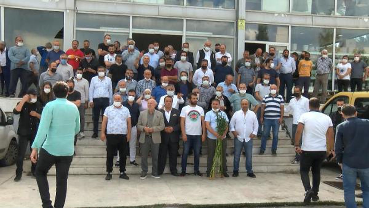 ÇİÇEKÇİLER İLE İBB'NİN ARSA TARTIŞMASI