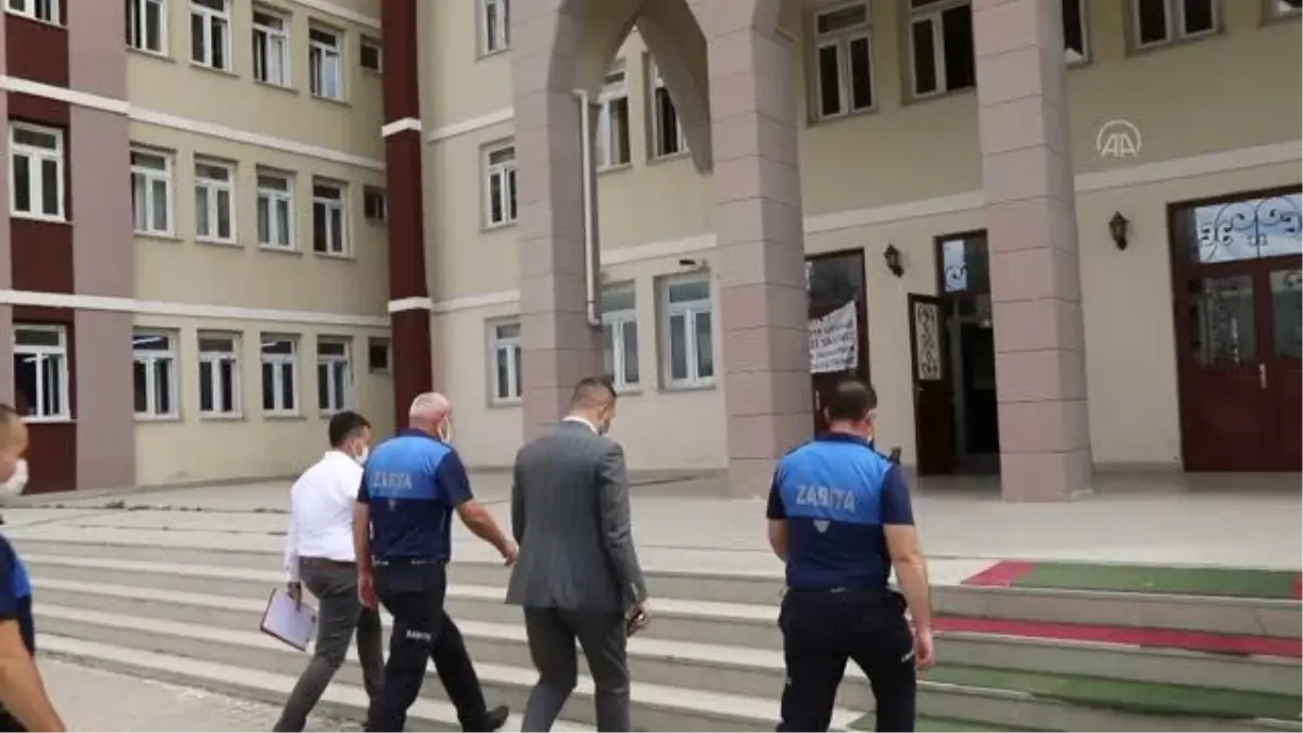 Çubuk'ta zabıta ekipleri okul kantinlerini denetledi