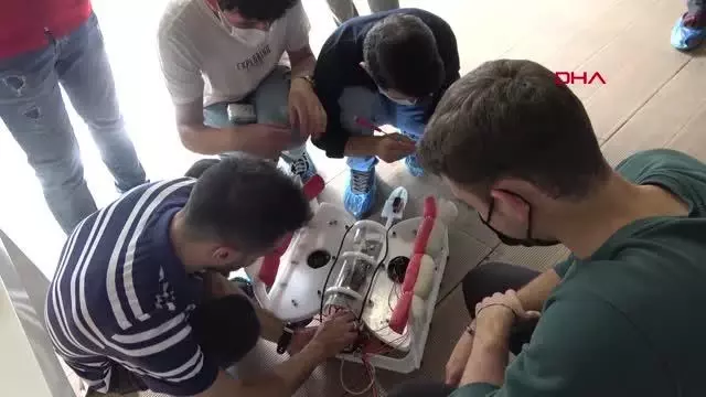 DENİZİ OLMAYAN ERZURUM'DA GENÇLER İSAA'YI OLİMPİK HAVUZDA TANITTI