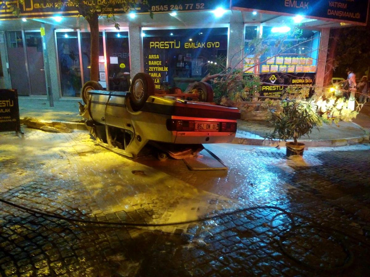 Son dakika haber... Direksiyon başında epilepsi nöbeti geçirince kaza yaptı: 3 yaralı