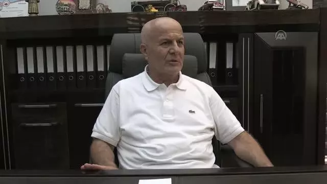 Eski teknik direktörü Sadi Tekelioğlu'ndan Abdülkadir Ömür'e nasihat