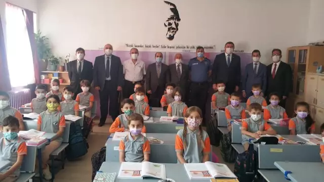 Gümüşhacıköy'de İlköğretim Haftası kutlandı