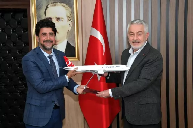 Uzak şehirlere cenaze nakli uçakla gerçekleşecek