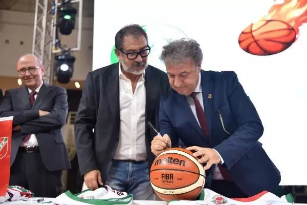 Karşıyaka ile Bornova arasındaki dev anlaşma resmileşti