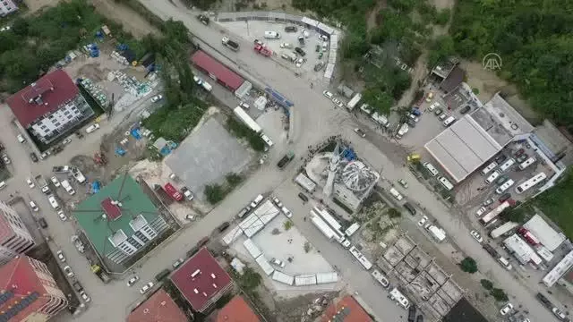 KASTAMONU - Sel felaketinin yaşandığı Bozkurt'ta ticari hayat normale dönüyor