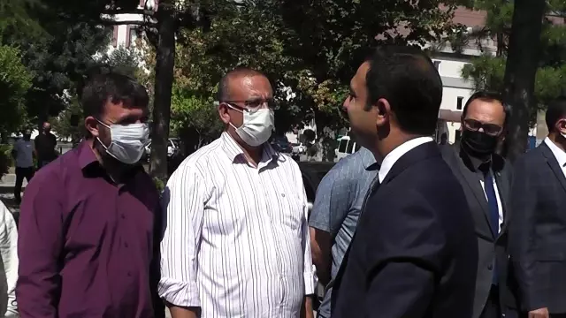 Kaymakam Aslan çiçeklerle karşılandı