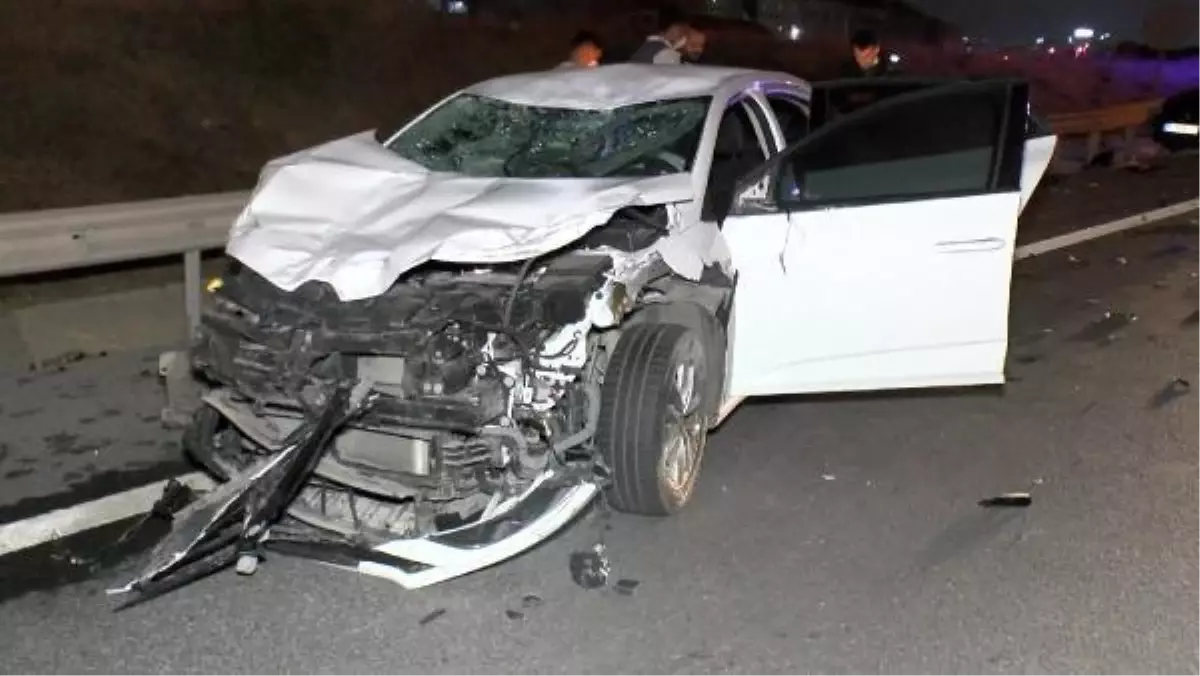 Kaza yapan sürücüye yardım için gelenlere otomobil çarptı: 1 ölü, 6 yaralı