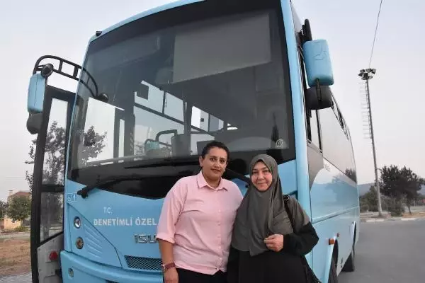KÜTAHYALI YASEMİN, KENTİN İLK VE TEK KADIN HALK OTOBÜSÜ ŞOFÖRÜ OLDU