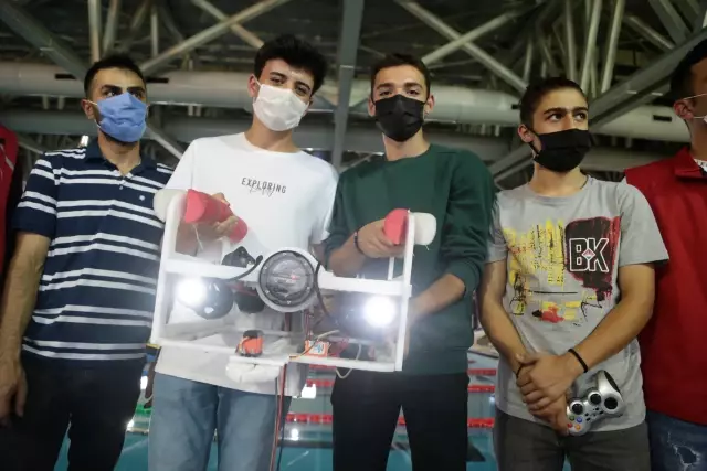 Lise öğrencileri tasarladıkları insansız su altı aracıyla TEKNOFEST finalinde yarışacak