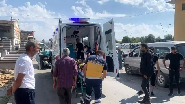 Madde bağımlısı şahsın çatıdaki gezintisi faciayla bitti