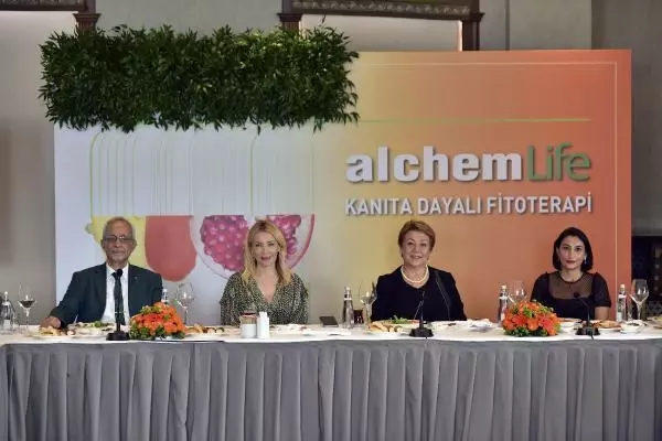 İSTANBUL-Nar kabuğu özütü, zencefil, zerdeçal; varyantlar üzerinde de etkinliği kanıtlandı