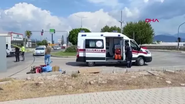 Otomobille çarpışan motosikletin sürücüsü öldü, eşi yaralı
