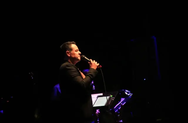 Sanatçı Barbar?os Büyükakkan, 19. Mersin Uluslararası Müzik Festivali'nde sahne aldı
