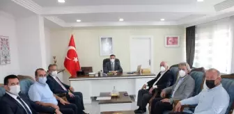 Söğütlü: Söğütlü Belediye Başkanı Özten'den İlçe Kaymakamı Gün'e 'hayırlı olsun' ziyareti Söğütlü: Söğütlü Belediye Başkanı Özten'den İlçe Kaymakamı Gün'e 'hayırlı olsun' ziyareti