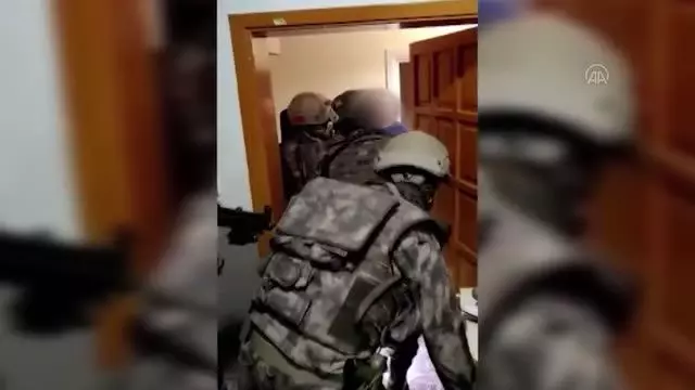 Suç örgütüne yönelik operasyonda 13 şüpheli gözaltına alındı