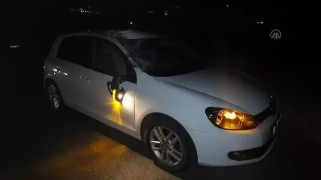 Tır ile tarım aracına çarpan otomobildeki 3 kişi yaralandı