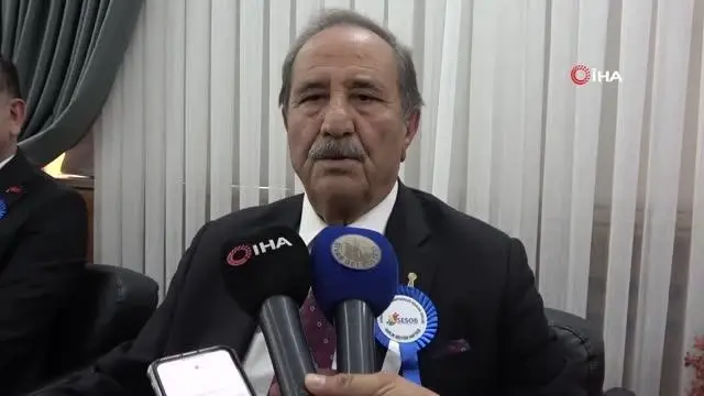 Yılın kalfası ve çırağı kaftanını giydi