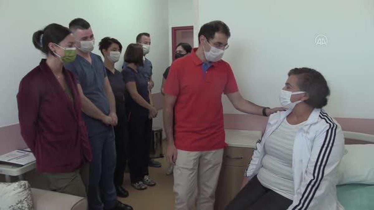 ZONGULDAK - Kulak kemiğinde tümör bulunan hemşire 3 saatlik operasyonla sağlığına kavuştu