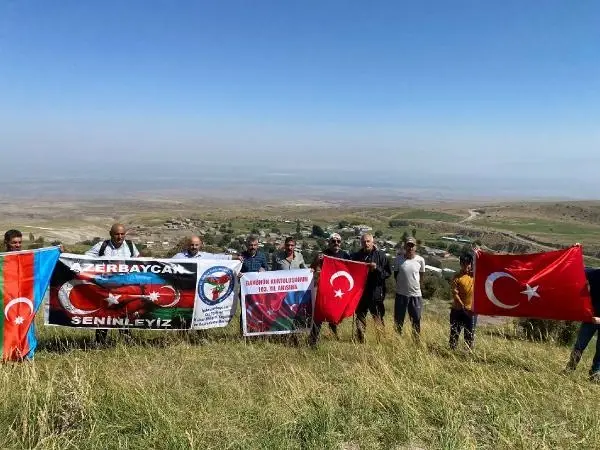 1800 RAKIMDA BAKÜ'NÜN KURTULUŞUNUN 103'ÜNCÜ YILI KUTLAMASI