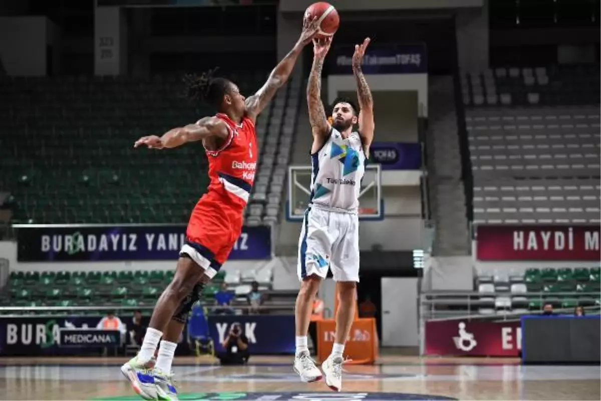 21'inci Cevat Soydaş Basketbol Turnuvası'nda ilk gün tamamlandı